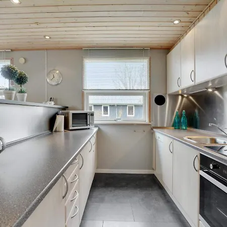 6 Person In Hemmet-by Traum Hemmet